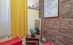 Charming Industrial-Style Studio Just Nearby Montmartre In Paris - Welkeys