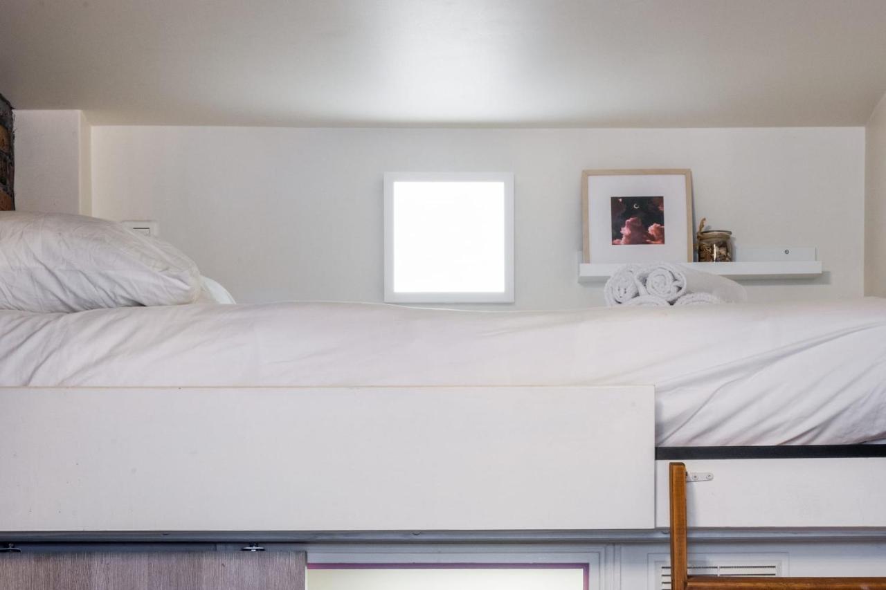 Charming Industrial-Style Studio Just Nearby Montmartre In Paris - Welkeys Appartement Buitenkant foto